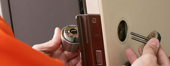 鍵を取り付けます